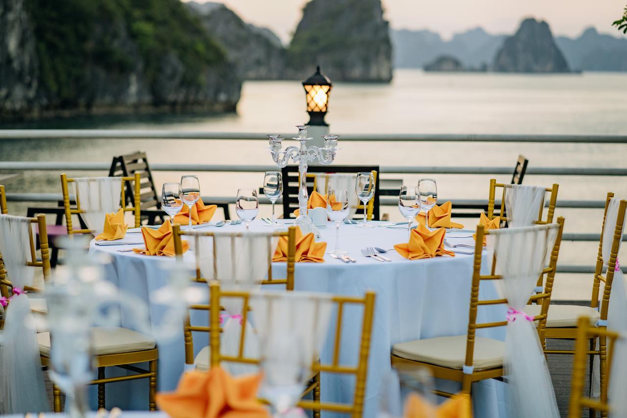 Athena Royal Cruise - Luxury In Halong Bay Ha Long Exterior foto
