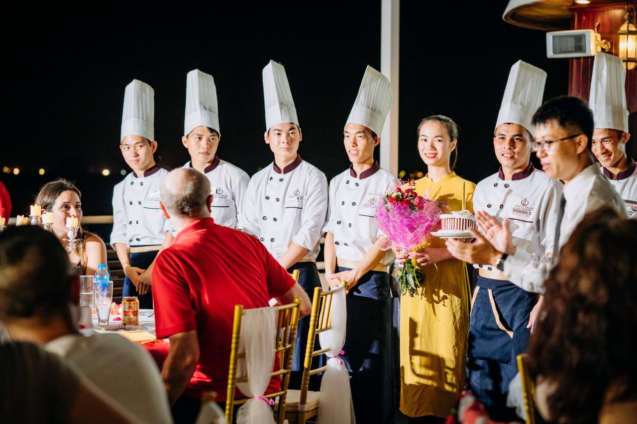 Athena Royal Cruise - Luxury In Halong Bay Ha Long Exterior foto